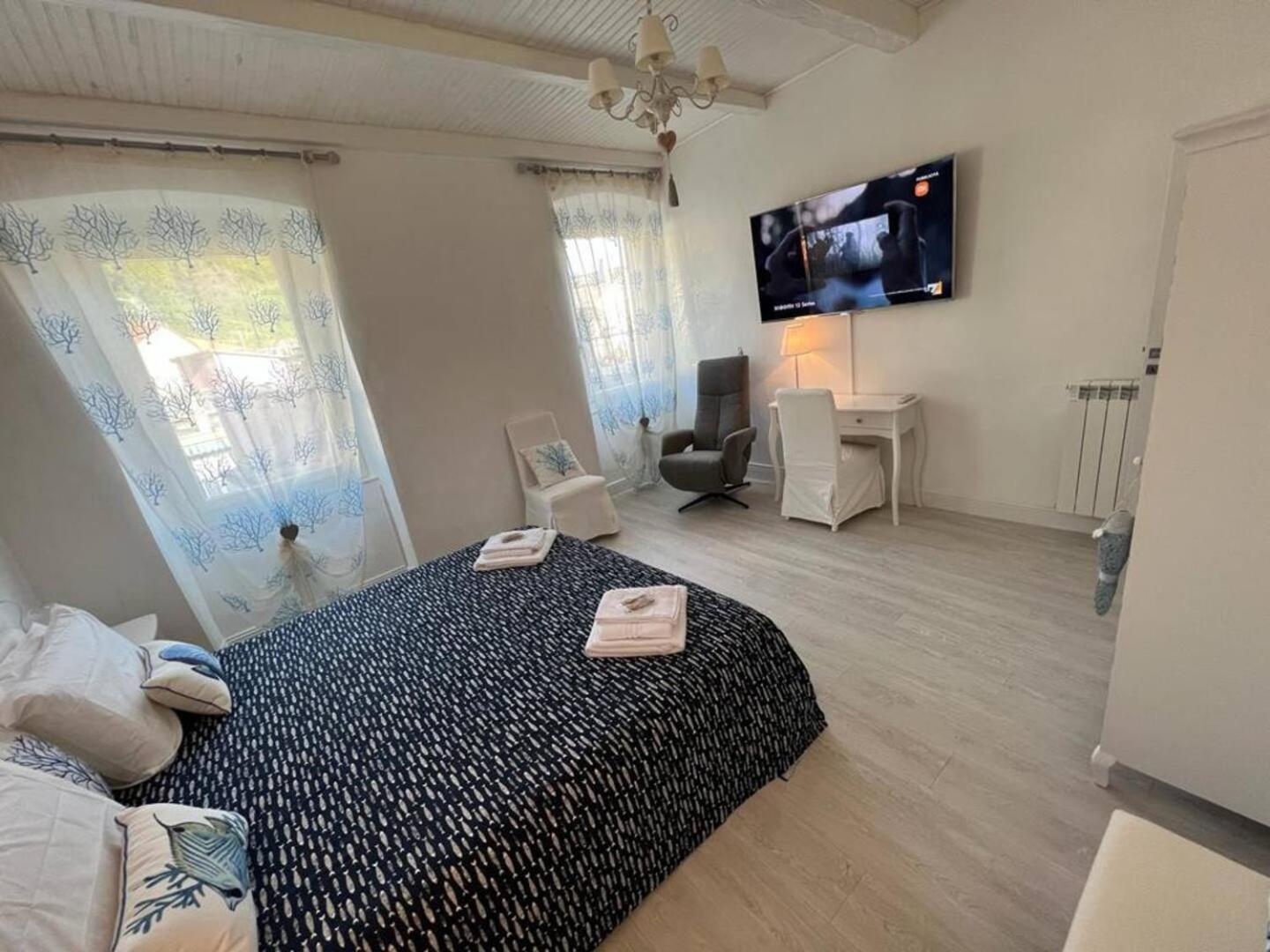 Deluxe 4 Bedrooms In Fegina Monterosso Monterosso al Mare Bagian luar foto